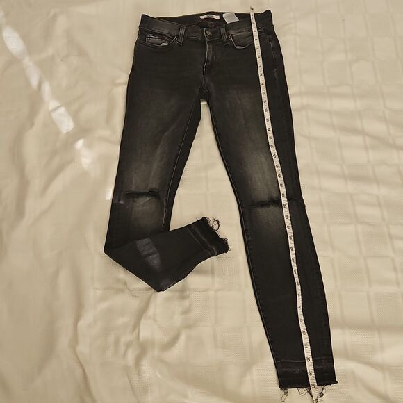 Women's Black Mid-Rise Distressed Skinny Jeans - Picture 9 of 16